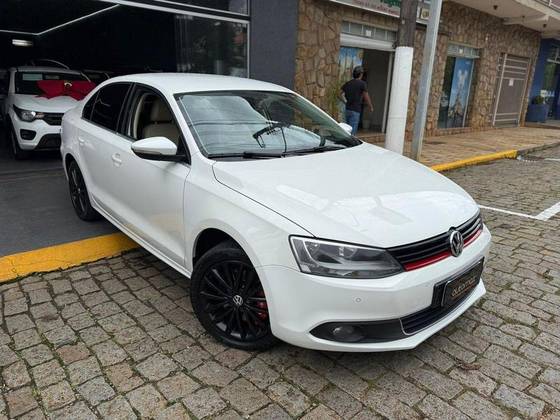 VOLKSWAGEN JETTA 2.0 TSI HIGHLINE 200CV GASOLINA 4P TIPTRONIC VOLKSWAGEN JETTA 2.0 TSI HIGHLINE 200CV GASOLINA 4P TIPTRONIC